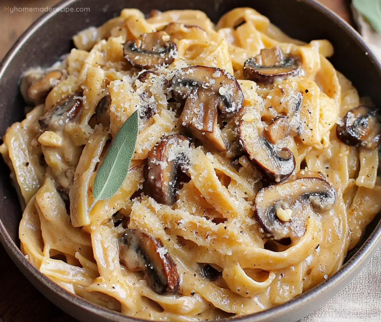 Caramelized Leek and Mushroom Gruyere Pasta