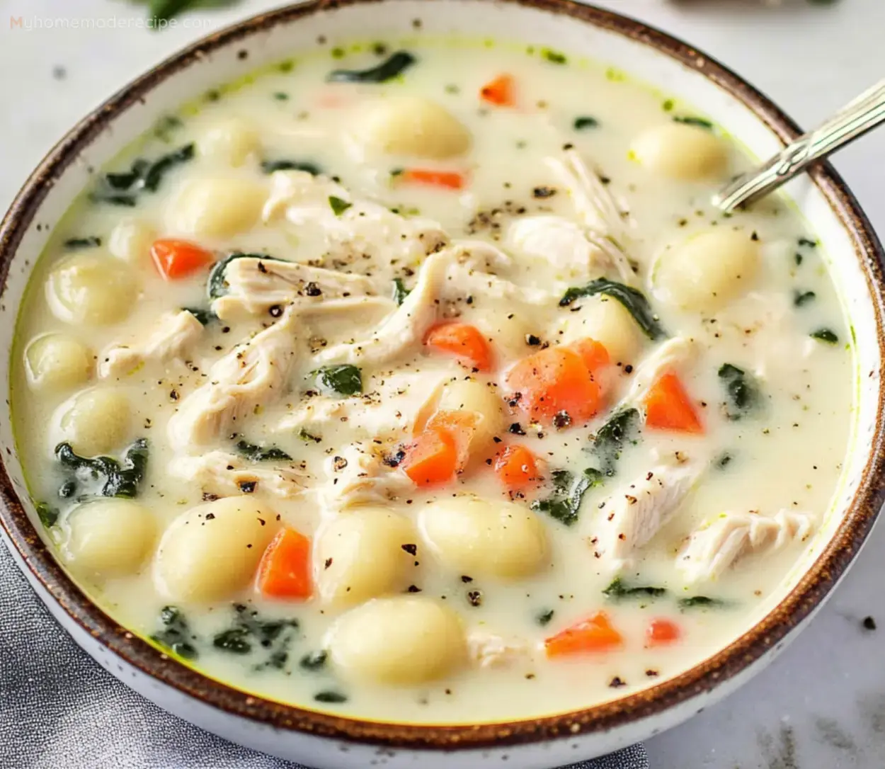 Easy Homemade Olive Garden Chicken Gnocchi Soup