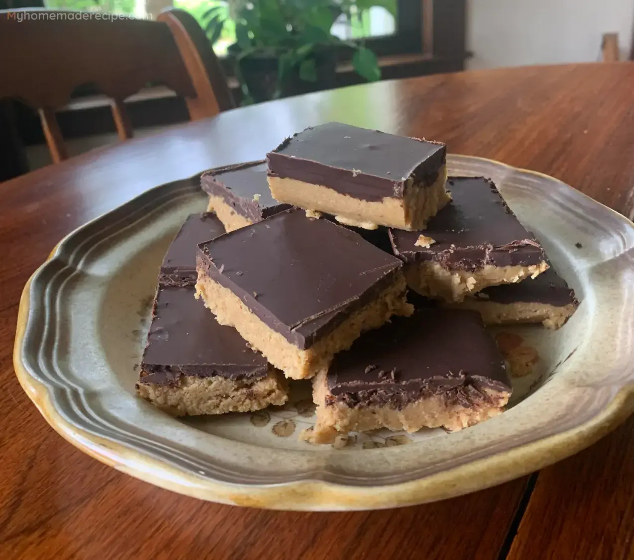 No-Bake Peanut Butter Buckeye Bars