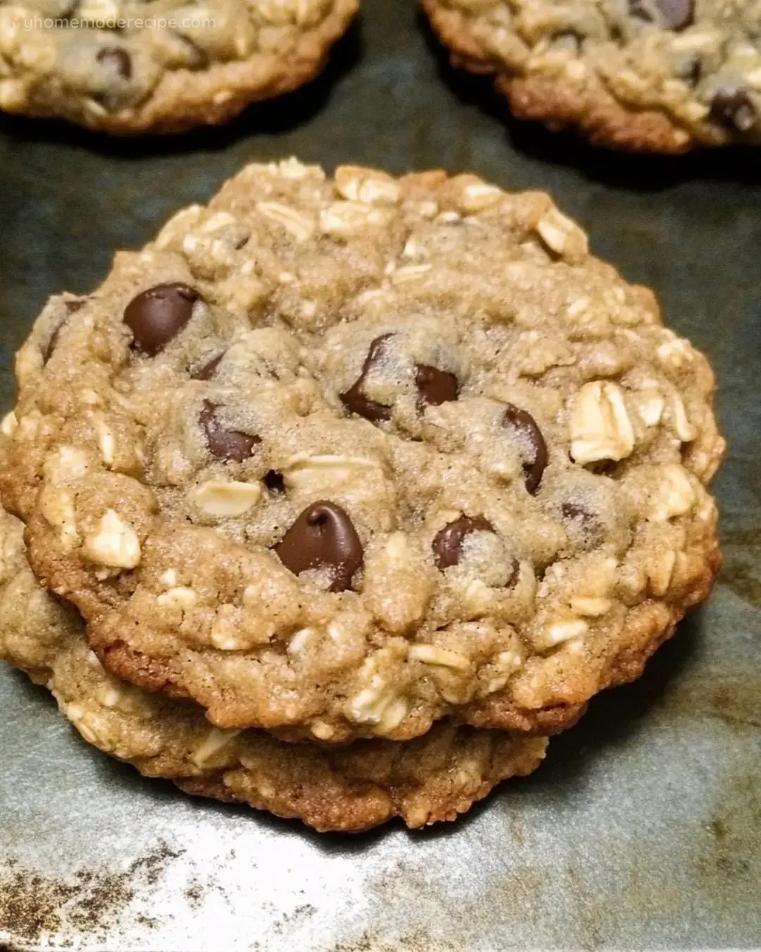 Chocolate Chip Oatmeal Cookies