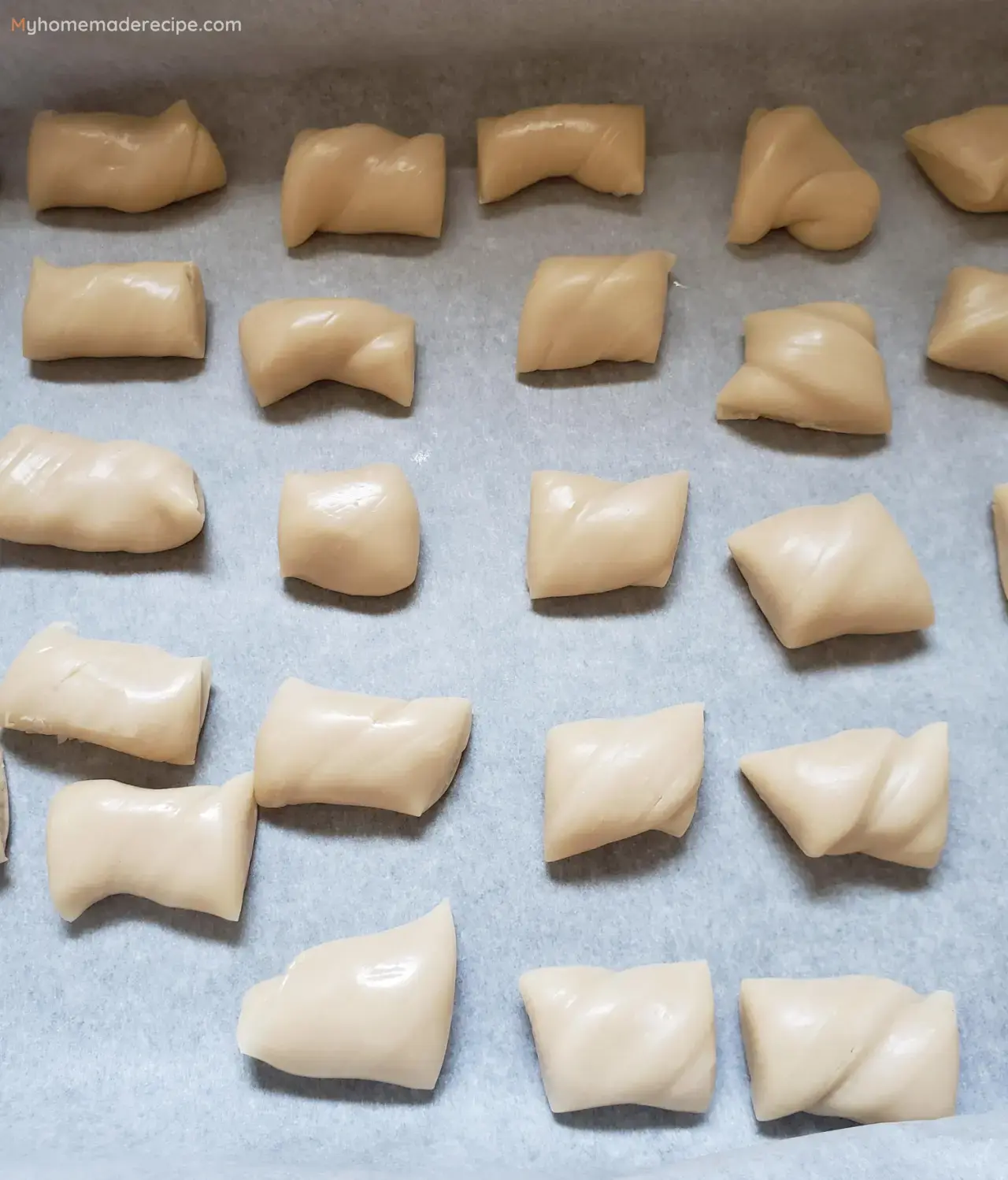 Kentucky Cream Pull Candy Recipe for Melt-in-Your-Mouth Pieces - My Home Made Recipe