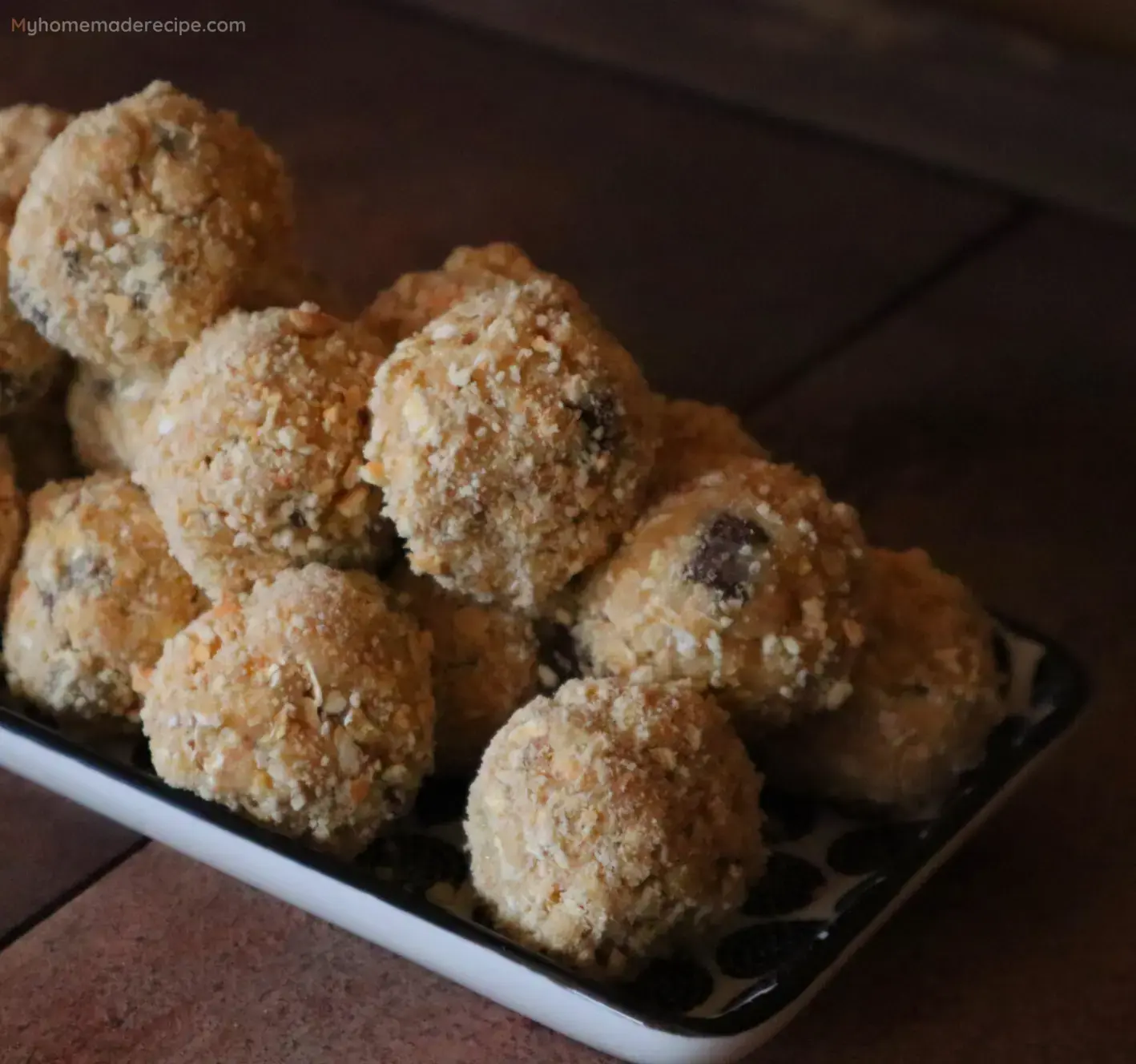 No-Bake Chocolate Coconut Graham Balls