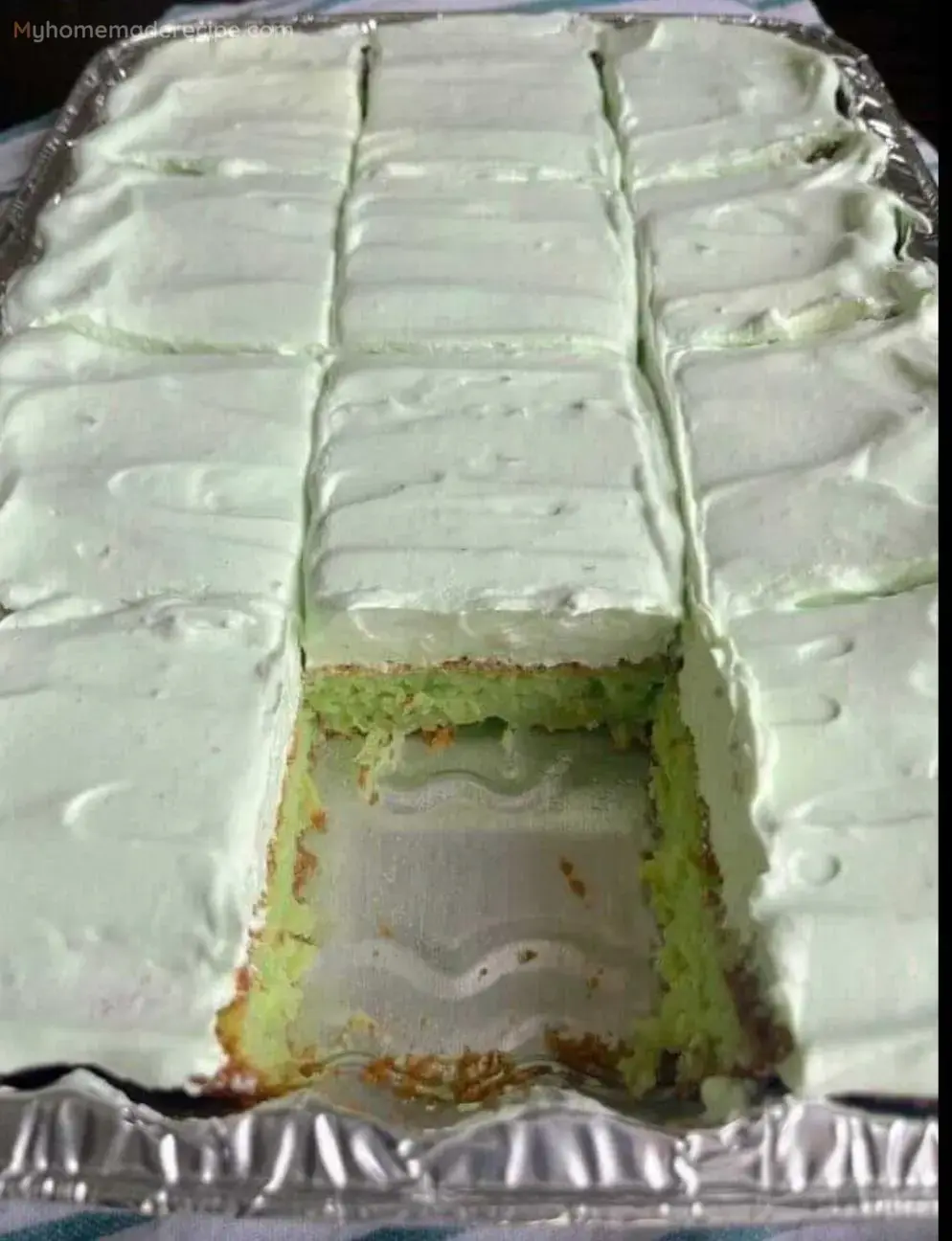 Moist Pistachio Pineapple Cake