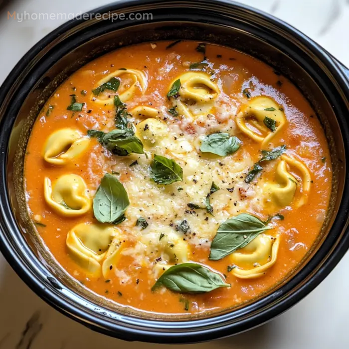 Crockpot Creamy Tomato Tortellini Soup