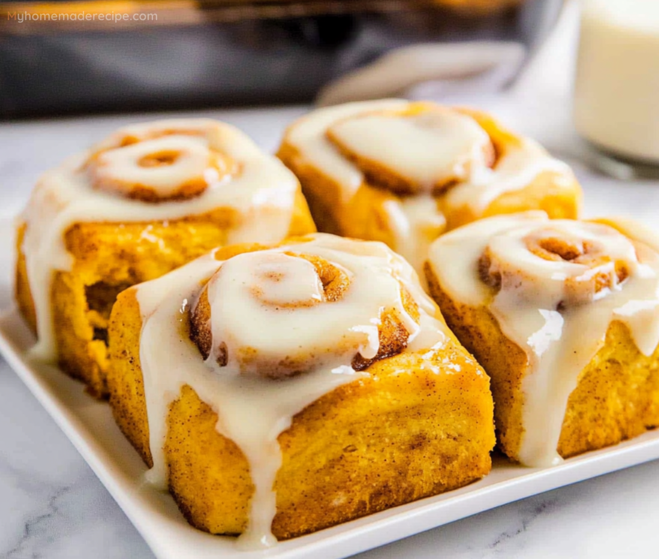 The Best Pumpkin Cinnamon Rolls