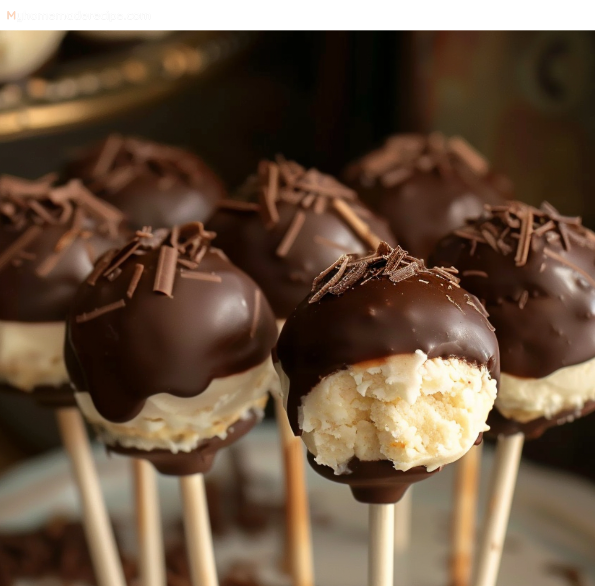 Cheesecake-Stuffed Cake Pops